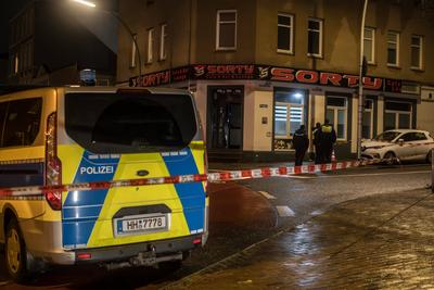 Schon wieder kommt es in Hamburg zu Sch?ssen auf offener Stra?e. Nachdem am Samstagabend in Billstedt ein 20-j?hriger Ma-stock-photo