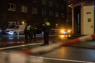 Schon wieder kommt es in Hamburg zu Sch?ssen auf offener Stra?e. Nachdem am Samstagabend in Billstedt ein 20-j?hriger Ma-stock-photo