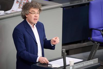 Plenarsitzung im Bundestag in Berlin Matthias Moosdorf (AfD) w?hrend der Aktuellen Stunde zur Lage in der Ukraine angesi-stock-foto