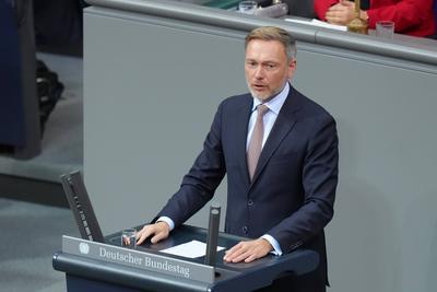 Bundeskanzler stellt die Vertrauensfrage im Deutschen Bundestag-stock-photo