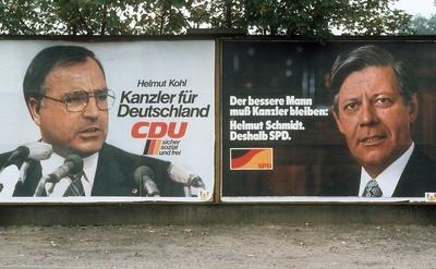 Wahlkampfplakate zur Bundestagswahl1976 , Helmut Kohl , CDU und Helmut SCHMIDT. 1976 Muenchen Deutschland PUBLICATIONxI-stock-foto