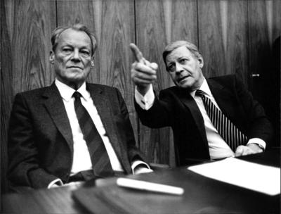 Helmut Schmidt und Willy Brandt Blick auf den ehemaligen Bundeskanzler Helmut Schmidt (links) und ehemaligen Bundeskanz-stock-foto