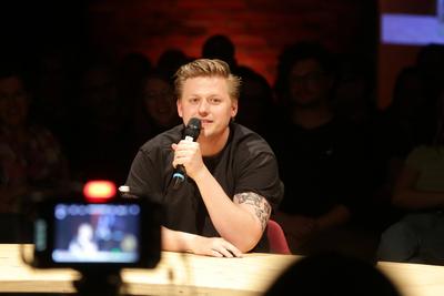 29.04.2024 Dortmund Veranstaltungsformat PentagonTalk im Dortmunder Dietrich-Keuning-Haus. Die Gespr?chsreihe wird moder-stock-foto