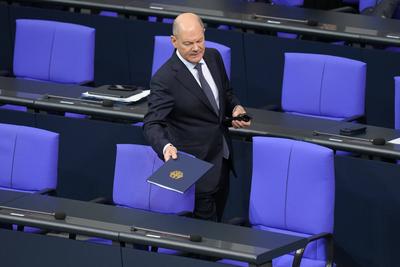 Bundeskanzler stellt die Vertrauensfrage im Deutschen Bundestag-stock-photo