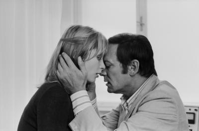 Bis zur bitteren Neige Bis zur bitteren Neige, Spielfilm nach dem Roman von Johannes Mario Simmel, Deutschland 1975, Reg-stock-foto