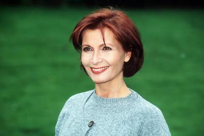 ROSAMUNDE PILCHER: BL?TE DES LEBENS Deutsche Schauspielerin und Regisseurin SUSANNE UHLEN spielt in ROSAMUNDE PILCHER: B-stock-photo