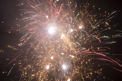 firework in sky, celebrating Gudi Padva Festival, Thane Maharashtra India Asia Copyright: xNitinxKelvalkar/DinodiaxPhoto-stock-photo