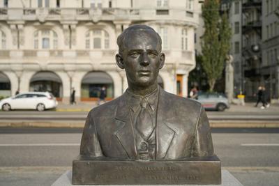B?ste Raoul Wallenberg, Stockholm, Schweden *** Bust of Raoul Wallenberg, Stockholm, Sweden-stock-foto