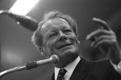 Bundeskanzler Willy Brandt (GER/SPD) w?hrend einer Rede in Bonn-stock-foto