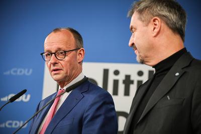 Berlin - Pressekonferenz zur Vorstellung des gemeinsamen Wahlprogramms von CDU und CSU-stock-foto