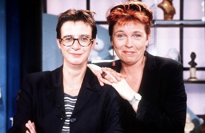 MISSFITS MISSFITS, deutsches Frauenkabarett-Duo, Stephanie ?berall und Gerburg Jahnke, Doppelportrait circa 1998. MISSFI-stock-foto