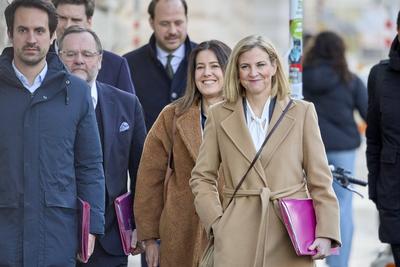 Koalitionsgespr?che ?VP, SP?,  NEOS-stock-foto