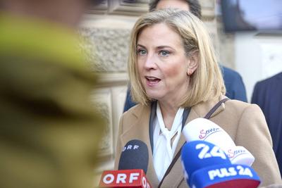 Koalitionsgespr?che ?VP, SP?,  NEOS-stock-foto