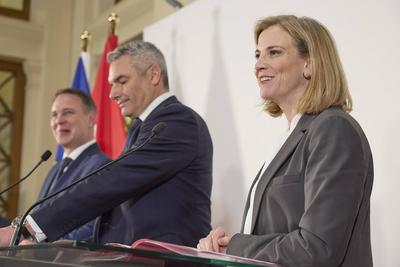 Koalitionsgespr?che ?VP, SP?,  NEOS-stock-foto