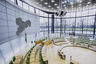 Wahl des Ministerpraesidenten im Saechsischen Landtag-stock-foto