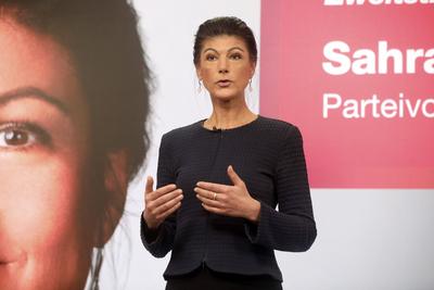 Vorstellung der Kampagne zur Bundestagswahl mit Sahra Wagenknecht-stock-photo