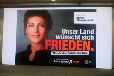 Vorstellung der Kampagne zur Bundestagswahl mit Sahra Wagenknecht-stock-photo