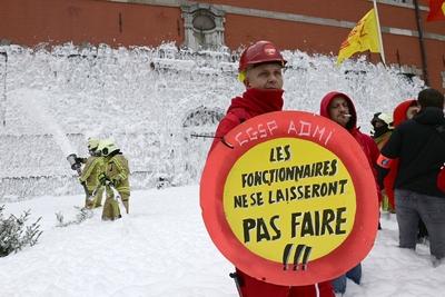 Walloon Public Service Unions Demonstrate-stock-foto