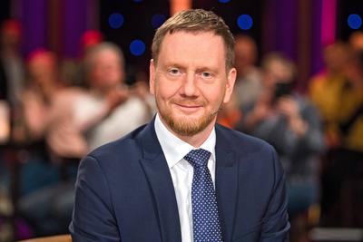 MDR - Riverboat. Michael Kretschmer ( CDU / Ministerpr?sident Sachen ) anl??lich der Aufzeichnung der MDR - Talkshow Riv-stock-foto