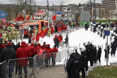 Walloon Public Service Unions Demonstrate-stock-foto