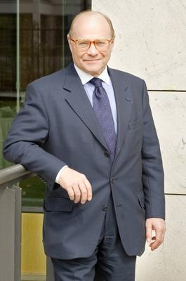 Alain POMPIDOU Praesident des Europaeischen Patentamtes President European patent office Bei-stock-foto