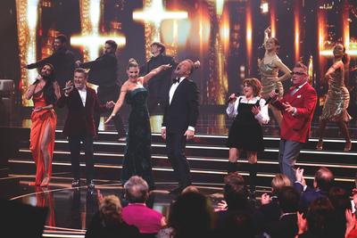 Udo J?rgens Forever - Die Show zu seinem 90. Geburtstag-stock-foto