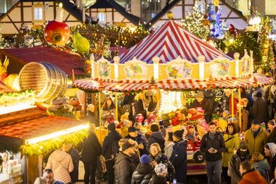 590. Dresdner Striezelmarkt-stock-photo