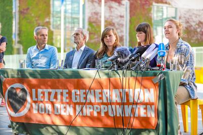 Bilder des Jahres 2023, News 09 September News Themen der Woche KW36 News Bilder des Tages Letzte Generation Pressekonfe-stock-photo