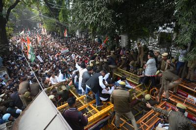 Congress Stages Protest In Lucknow Against BJP Policies-stock-foto