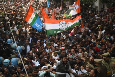 Congress Stages Protest In Lucknow Against BJP Policies-stock-foto