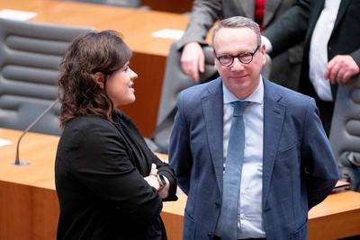 85. Sitzung des Landtags Nordrhein-Westfalen-stock-foto