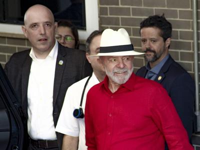 President Lula returned to the Syrian-Lebanese hospital for tests-stock-foto