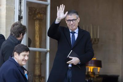 Talks with political leaders to form a new government-stock-photo