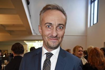 Kabarettist Jan B?hmermann am Rande der 59. Verleihung der Grimme-Preise 2023 im Stadttheater Marl. Der Grimme-Preis ist-stock-foto