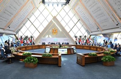 Turkish President Recep Tayyip Erdogan attends the 11th D8 Summit in the New Administrative Capital, Egypt-stock-foto