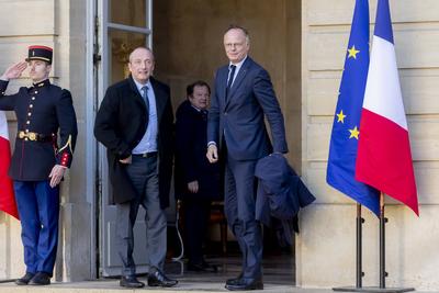 Talks with political leaders to form a new government-stock-photo