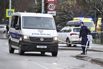 Zagreb, 201224. Knife attack in Precko elementary school in Zagreb. A young male attacked a teacher and students with a knife. Photo: Damir Krajac / CROPIX Zagreb Croatia Copyright: xxDamirxKrajacx napad_skola_precko1-201224-stock-foto