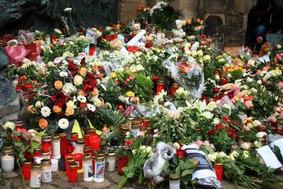 Bundeskanzler Scholz besucht Ort des Anschlages auf dem Magdeburger Weihnachtsmarkt-stock-photo