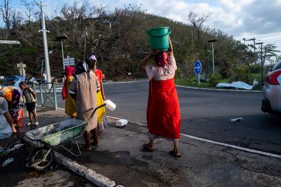 MAYOTTE, cyclone Chido-stock-foto