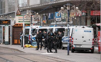 Mindestens fuenf Tote bei Anschlag auf Weihnachtsmarkt in Magdeburg-stock-foto