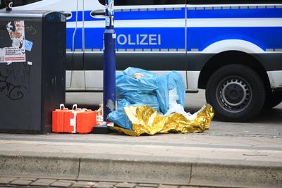Bundeskanzler Scholz besucht Ort des Anschlages auf dem Magdeburger Weihnachtsmarkt-stock-photo