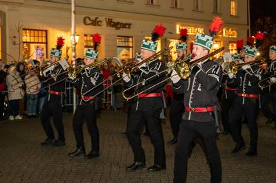 Leipzig - Schweigeminute bei Leipziger Bergparade: ?ber 550 Bergleute in der Messestadt-stock-foto