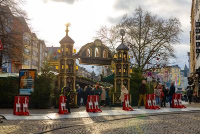 Weihnachtsmarkt in K?ln - 21.12.2024-stock-foto