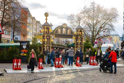 Weihnachtsmarkt in K?ln - 21.12.2024-stock-foto