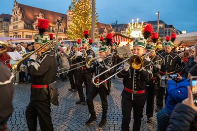Leipzig - Schweigeminute bei Leipziger Bergparade: ?ber 550 Bergleute in der Messestadt-stock-foto