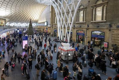 Travellers Xmas Get Away London-stock-foto