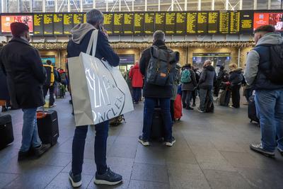 Travellers Xmas Get Away London-stock-foto