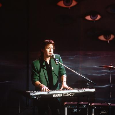Julian Lennon, Sohn von John Lennon und Cynthia Powell, singt bei der 27. Grammy Awards Verleihung in Hollywood, USA 198-stock-foto