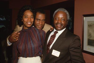 **FILE PHOTO** Scoey Mitchell Has Passed Away. Ketty Lester, Scoey Mitchell and Art Evans Circa 1980 s PUBLICATIONxNOTx-stock-foto