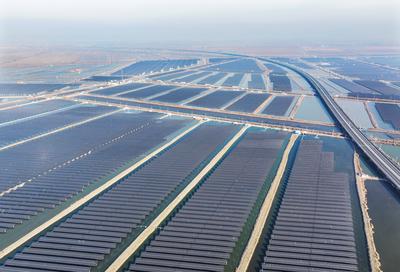 China New Installed Capacity of New Energy Growth-stock-foto